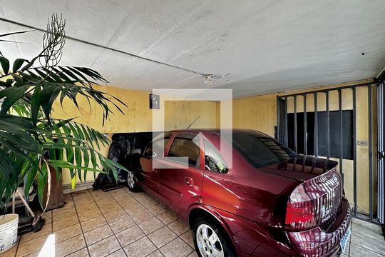 Garagem de casa à venda com 4 quartos, 290m² em Campo Belo, São Paulo