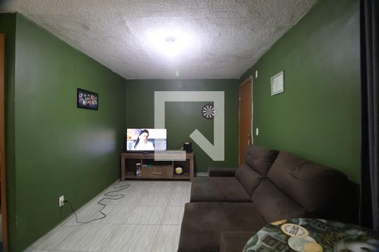 Sala de apartamento para alugar com 2 quartos, 43m² em Igara, Canoas