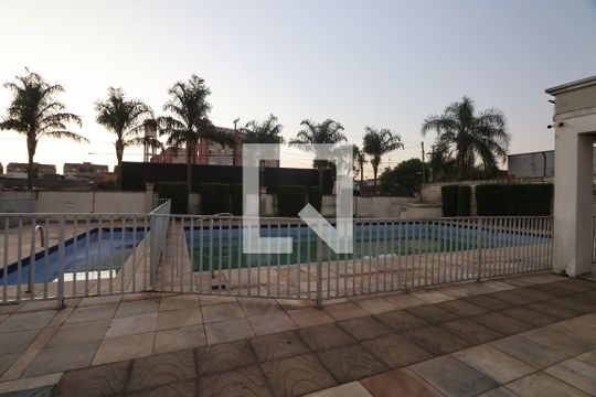 Área comum - Piscina de apartamento à venda com 2 quartos, 43m² em Igara, Canoas