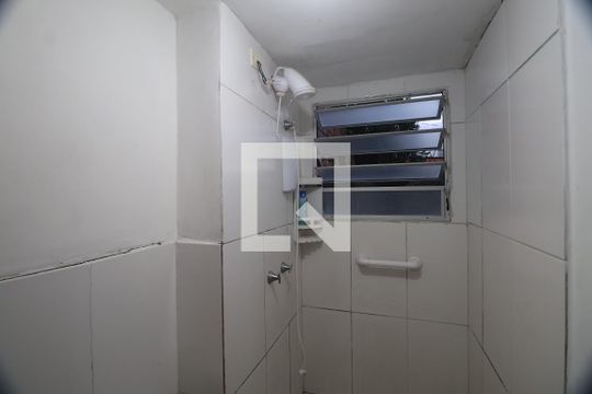 Banheiro de apartamento para alugar com 2 quartos, 43m² em Igara, Canoas