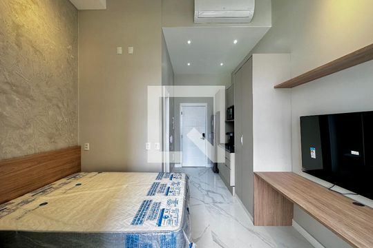 Studio de kitnet/studio à venda com 0 quarto, 26m² em Jardim das Acacias, São Paulo