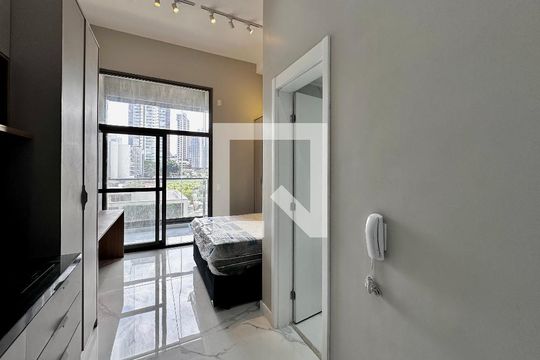 Cozinha de kitnet/studio à venda com 0 quarto, 26m² em Jardim das Acacias, São Paulo