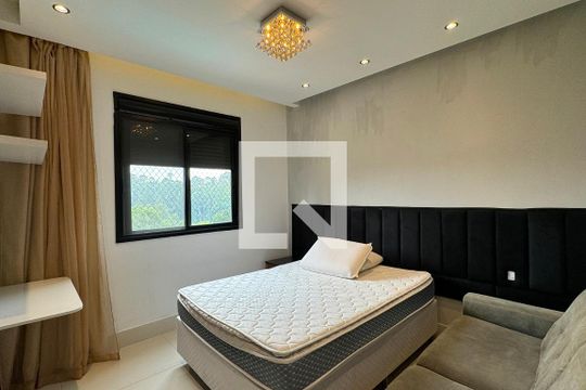 Suíte 1 de apartamento à venda com 3 quartos, 116m² em Empresarial 18 do Forte, Barueri