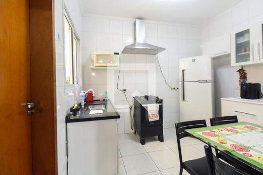 Cozinha  de casa de condomínio à venda com 3 quartos, 125m² em Vila Esperança, São Paulo