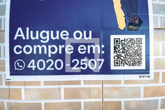Placa de casa à venda com 6 quartos, 200m² em Vila Pirajussara, São Paulo