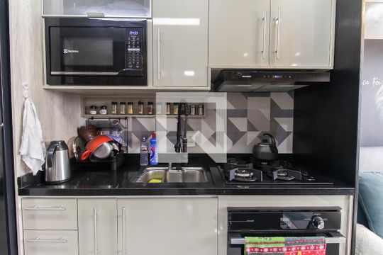Cozinha de apartamento à venda com 2 quartos, 32m² em Itaquera, São Paulo
