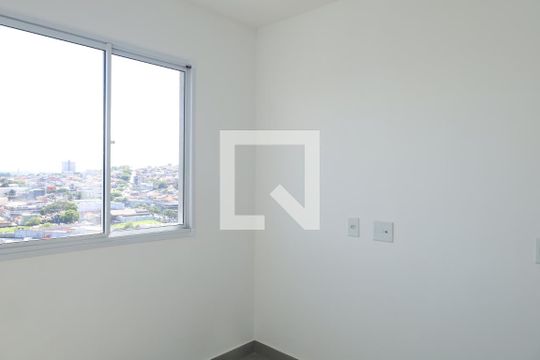 Quarto 1 de apartamento para alugar com 2 quartos, 45m² em Vila Norma, São Paulo