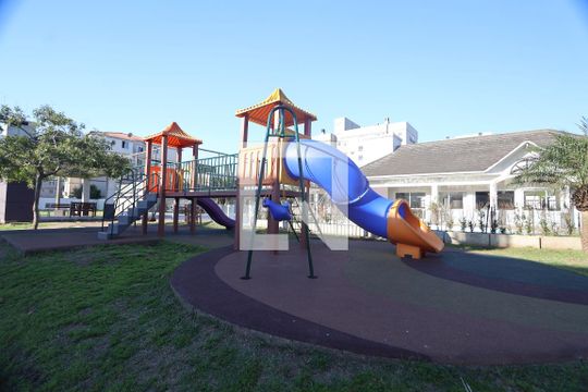 Área comum - Playground de casa de condomínio à venda com 4 quartos, 232m² em Fátima, Canoas
