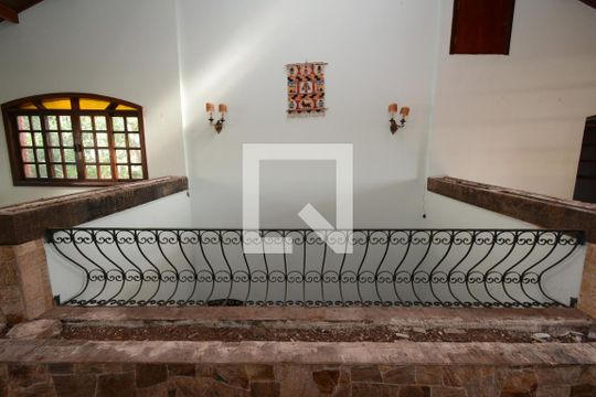 Sala 2 de casa para alugar com 5 quartos, 600m² em Capela do Socorro, São Paulo