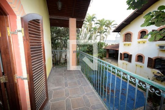 Varanda da Suíte 2 - Casa 2 de casa para alugar com 5 quartos, 600m² em Capela do Socorro, São Paulo