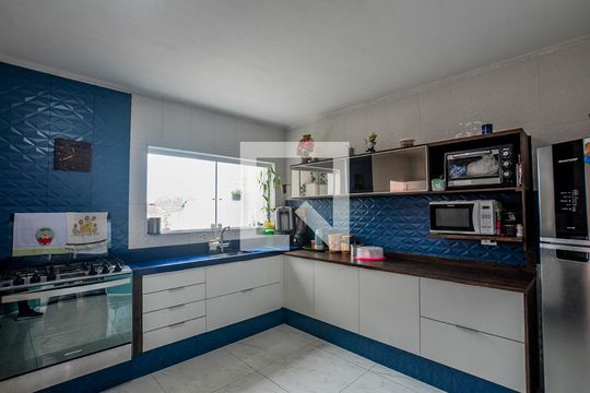 Cozinha de casa à venda com 3 quartos, 178m² em Vila Curuçá, Santo André