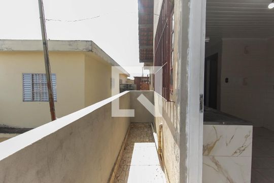 Varanda da Cozinha de casa para alugar com 1 quarto, 90m² em Cidade Nitro Operária, São Paulo