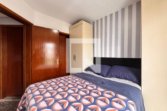 Suíte de apartamento à venda com 2 quartos, 153m² em Vila Marina, Santo André