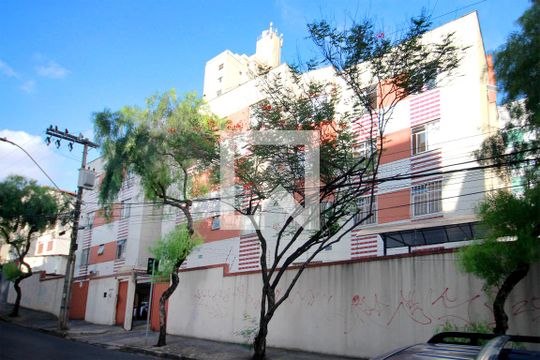 Fachada de apartamento para alugar com 2 quartos, 63m² em Sagrada Família, Belo Horizonte