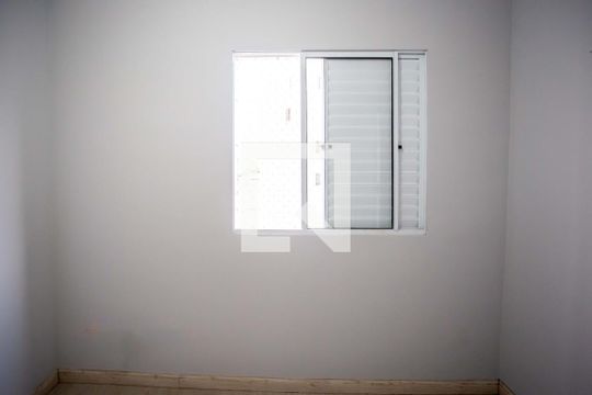 Quarto 1 de apartamento à venda com 2 quartos, 44m² em Canhema, Diadema