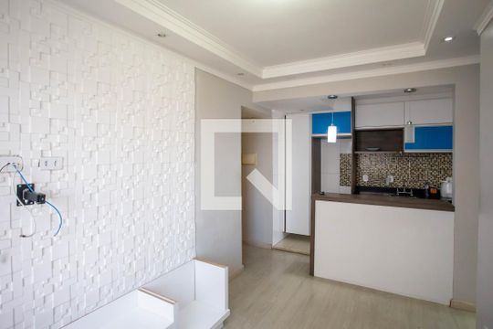 Apartamento à venda com 2 quartos, 44m² em Canhema, Diadema