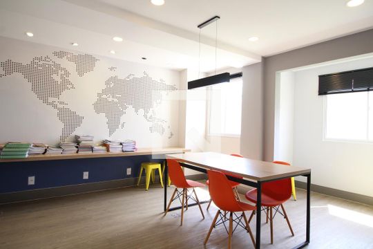 Área comum de apartamento para alugar com 2 quartos, 45m² em Anil, Rio de Janeiro