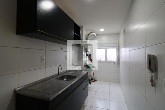 Cozinha de apartamento para alugar com 3 quartos, 68m² em Jardim Jamaica, Santo André