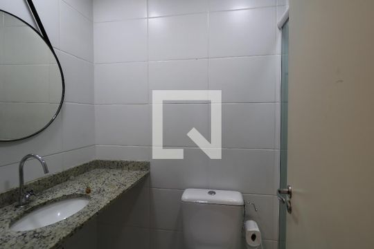 Banheiro de apartamento para alugar com 3 quartos, 68m² em Jardim Jamaica, Santo André