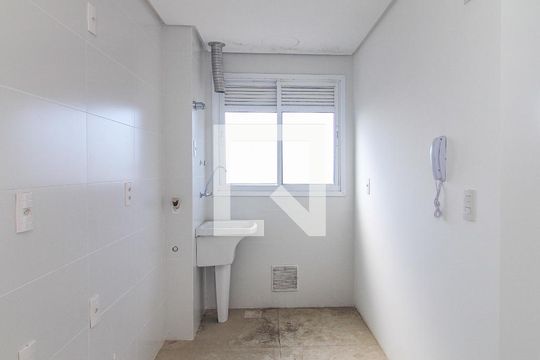 Cozinha de apartamento à venda com 2 quartos, 58m² em Santo Antônio, Porto Alegre