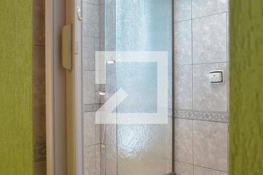 Banheiro da Suíte de casa para alugar com 4 quartos, 240m² em Jardim Rina, Santo André