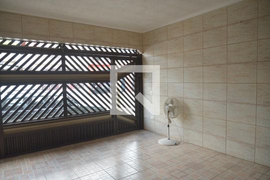 Garagem de casa para alugar com 4 quartos, 240m² em Jardim Rina, Santo André