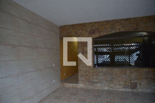 Garagem de casa para alugar com 4 quartos, 240m² em Jardim Rina, Santo André