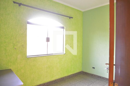 Quarto Suite 1 de casa para alugar com 4 quartos, 240m² em Jardim Rina, Santo André