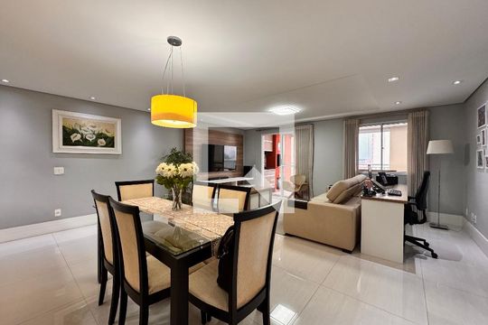 Sala de apartamento à venda com 3 quartos, 115m² em Vila Valparaíso, Santo André