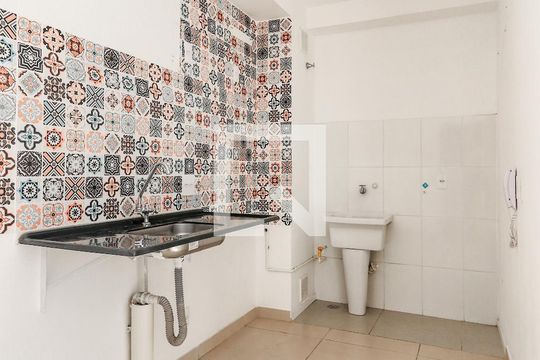 Cozinha de apartamento à venda com 2 quartos, 34m² em Santo Amaro, São Paulo