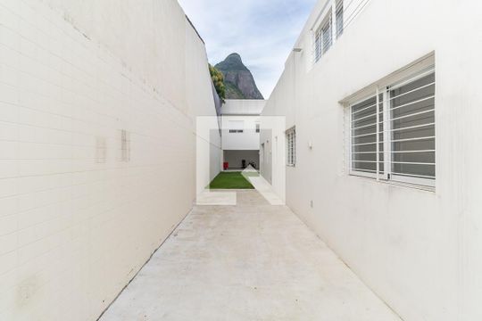 Área Externa de casa de condomínio à venda com 4 quartos, 290m² em Barra da Tijuca, Rio de Janeiro
