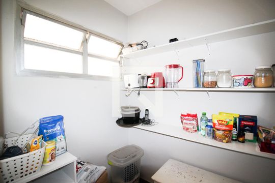 Quarto de Serviço de apartamento à venda com 3 quartos, 90m² em Indianópolis, São Paulo