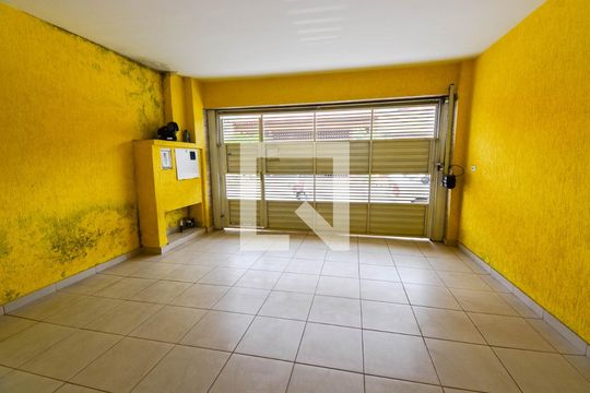 Vista da Sala de casa à venda com 3 quartos, 165m² em Parque Renato Maia, Guarulhos