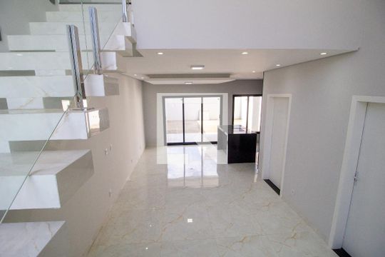Sala de casa de condomínio para alugar com 3 quartos, 152m² em Horto Florestal Villagio, Sorocaba