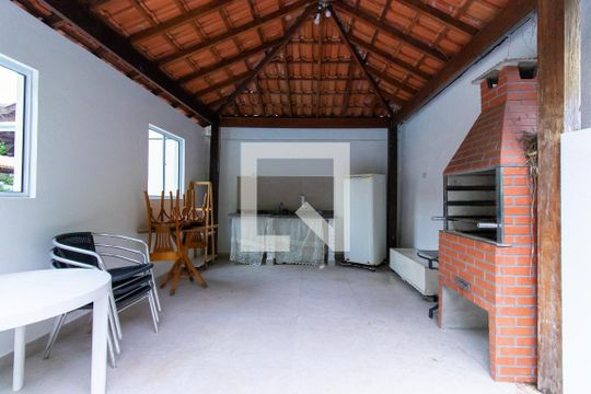 Área comum de casa de condomínio para alugar com 3 quartos, 100m² em Jardim Barbacena, Cotia