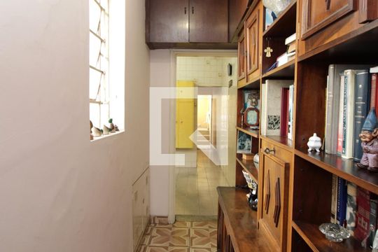 Corredor de casa à venda com 2 quartos, 110m² em Tucuruvi, São Paulo