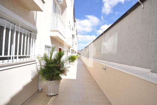 Hall de entrada de casa de condomínio à venda com 2 quartos, 103m² em Vila Guilherme, São Paulo