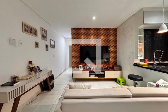 Sala de apartamento à venda com 2 quartos, 100m² em Jardim das Maravilhas, Santo André