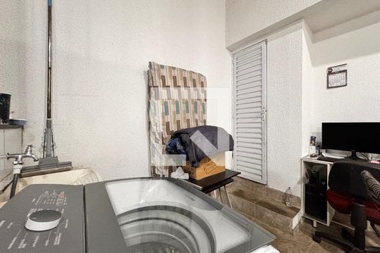 Lavanderia de apartamento à venda com 2 quartos, 100m² em Jardim das Maravilhas, Santo André