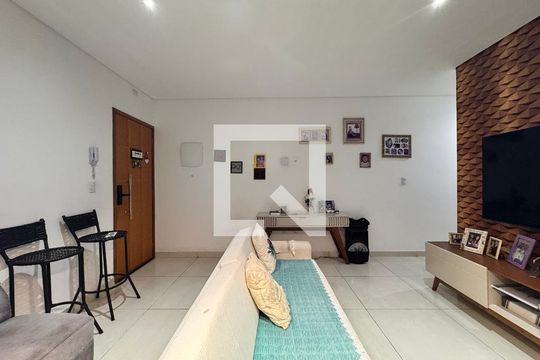 Sala de apartamento à venda com 2 quartos, 100m² em Jardim das Maravilhas, Santo André
