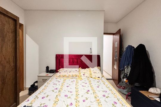 Suite de apartamento à venda com 2 quartos, 100m² em Jardim das Maravilhas, Santo André