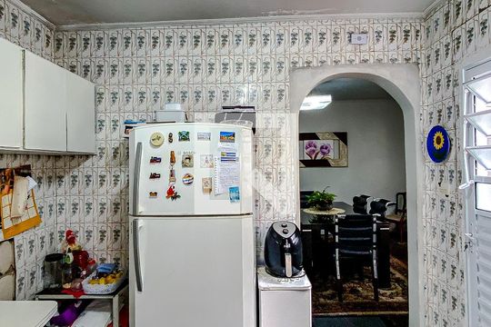 Cozinha de casa para alugar com 2 quartos, 215m² em Vila Bertioga, São Paulo
