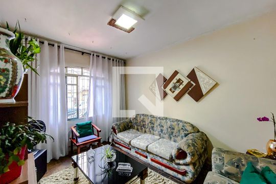 Casa para alugar com 2 quartos, 215m² em Vila Bertioga, São Paulo