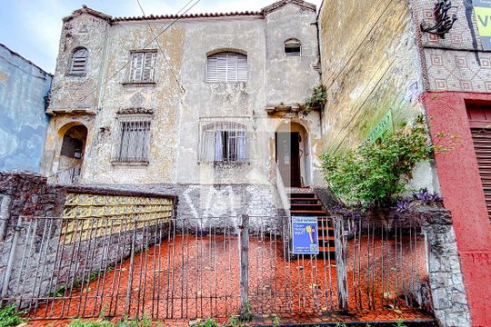 Fachada de casa para alugar com 2 quartos, 215m² em Vila Bertioga, São Paulo