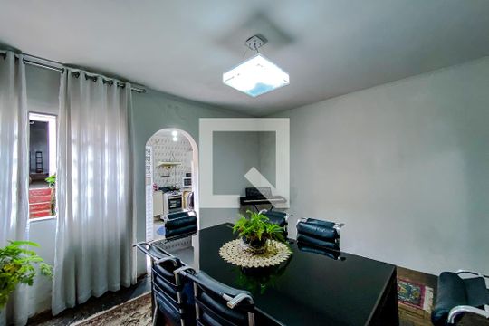 Sala de Jantar de casa à venda com 2 quartos, 215m² em Vila Bertioga, São Paulo