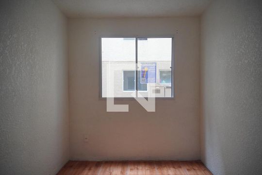 Quarto 2 de apartamento para alugar com 2 quartos, 42m² em Santo Afonso, Novo Hamburgo