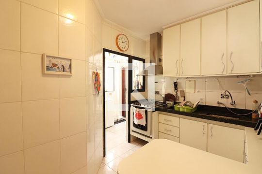 Cozinha  de apartamento à venda com 3 quartos, 110m² em Vila Jahu, São Bernardo do Campo