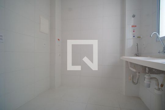 Cozinha de apartamento à venda com 2 quartos, 43m² em Morro Santana, Porto Alegre