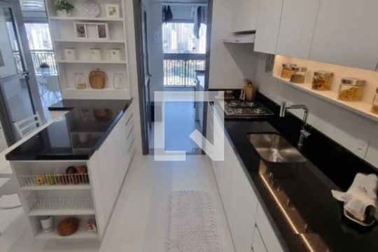 Cozinha de apartamento à venda com 3 quartos, 147m² em Vila Mariana, São Paulo
