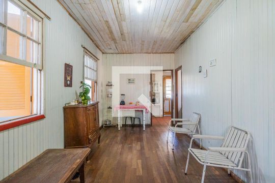 Sala de casa à venda com 2 quartos, 300m² em Tristeza, Porto Alegre